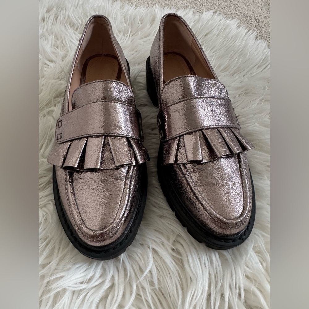 Pull&Bear Silver Flats with Fringe Detail